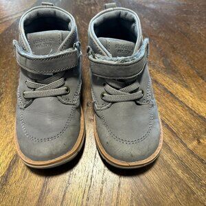 Stride Rite Gray Boys 7.5 Wide Shoes Velcro Quinn Leather